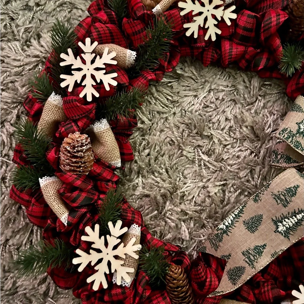HANDMADE Holiday Winter Wreath